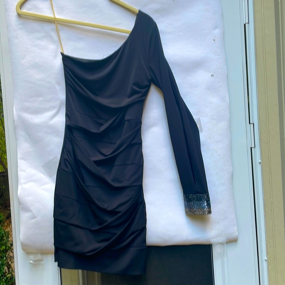 Black dress with one sleeve